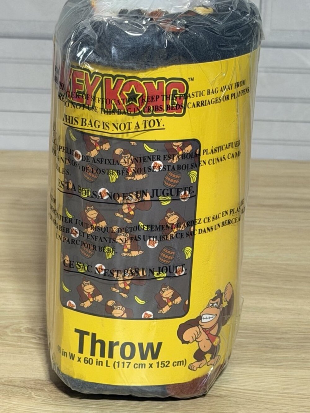 Donkey Kong Nintendo Throw Blanket Gaming Cartoon Soft New 46 x 60
